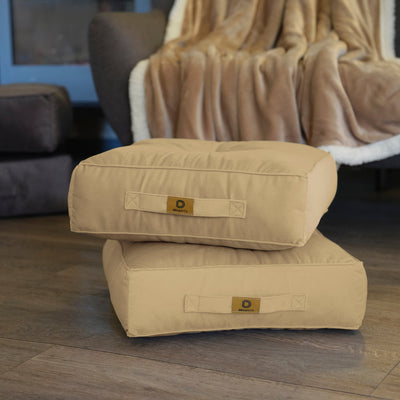 Deux poufs en velours crème de 40x40 cm, épais 14 cm, pour intérieur, de la marque Deco-arts.fr, coussins de sol élégants.