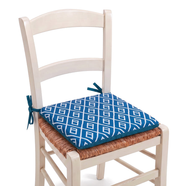 Cuscino per sedia 35x35 Motivo Geometrico Verde legato a una sedia