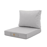 Ensemble de coussins de salon de jardin 60x60 cm gris galet, déhoussables et anti-UV pour fauteuils et canapés.