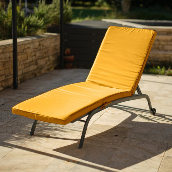 Coussin pour bain de soleil déhoussable collection été 2023 - Deco-arts.fr