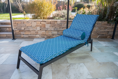 Set cuscini per poltrona lounge e cuscino 195x60x5 cm e 45x18 cm Motivo geometrico verde turchese