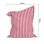 Ambiance jardin avec pouf rouge