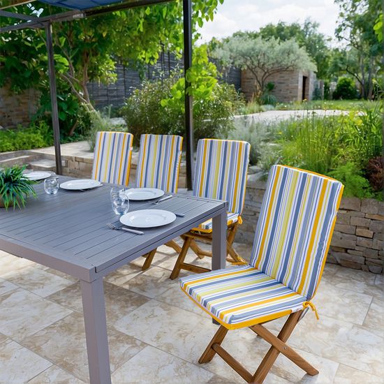 Set di 4 o 6 cuscini per sedie con laccetti Made in Italy Set di 4 o 6 cuscini per sedie con laccetti Made in Italy