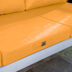 Coussins pour fauteuils et canapés de salon jardin en jaune 50x50 cm, déhoussables et anti-UV, avec assise et dossier.