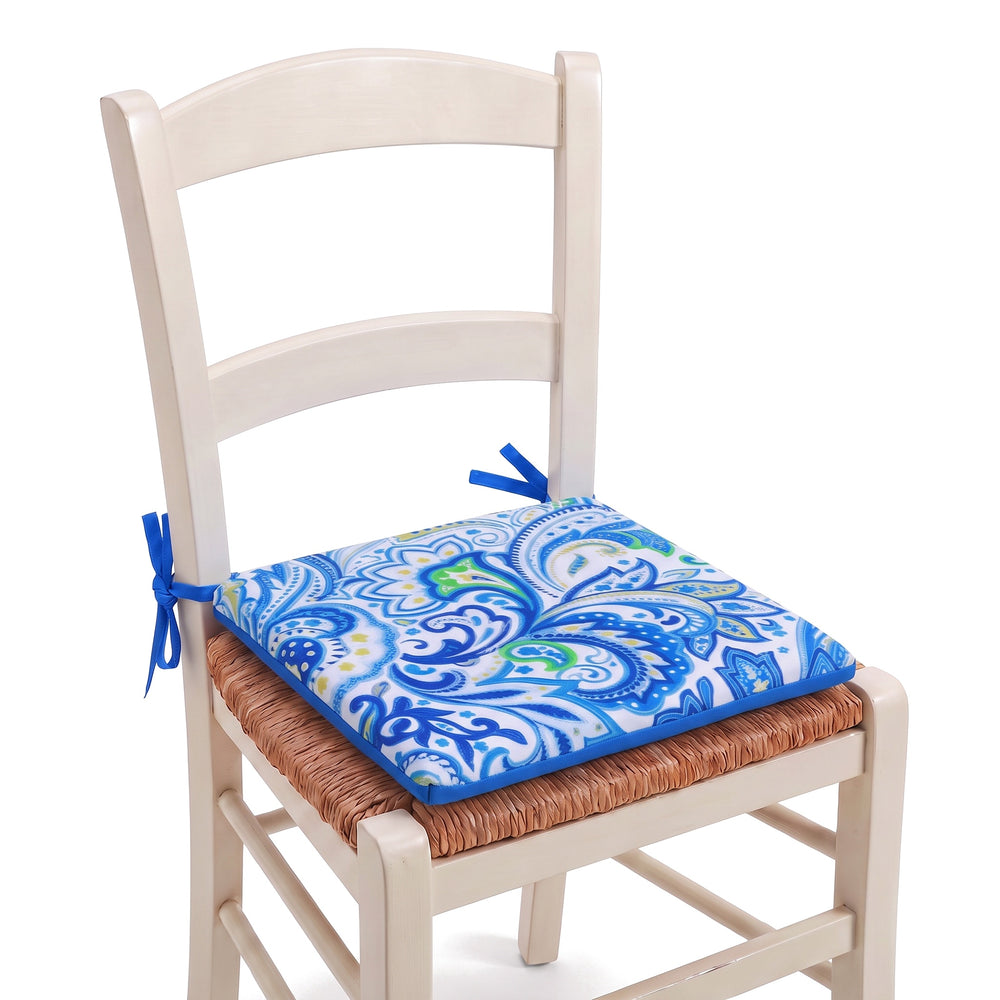 Cuscino per sedia 35x35 Motivo Arabesco legato a una sedia