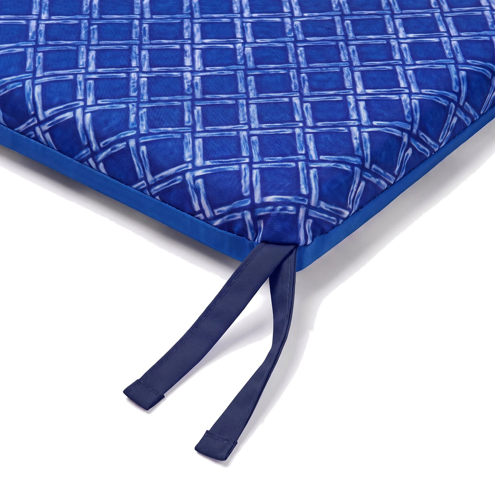 Cuscino per sedia 35x35 Motivo Nautico Blu – dettaglio del laccio