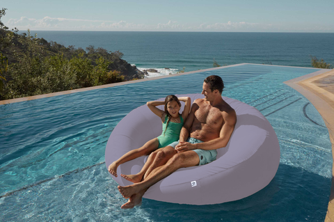 Poltrona a sacco galleggiante XXL per piscina 140x120x60 cm Grigio Ghiaia
