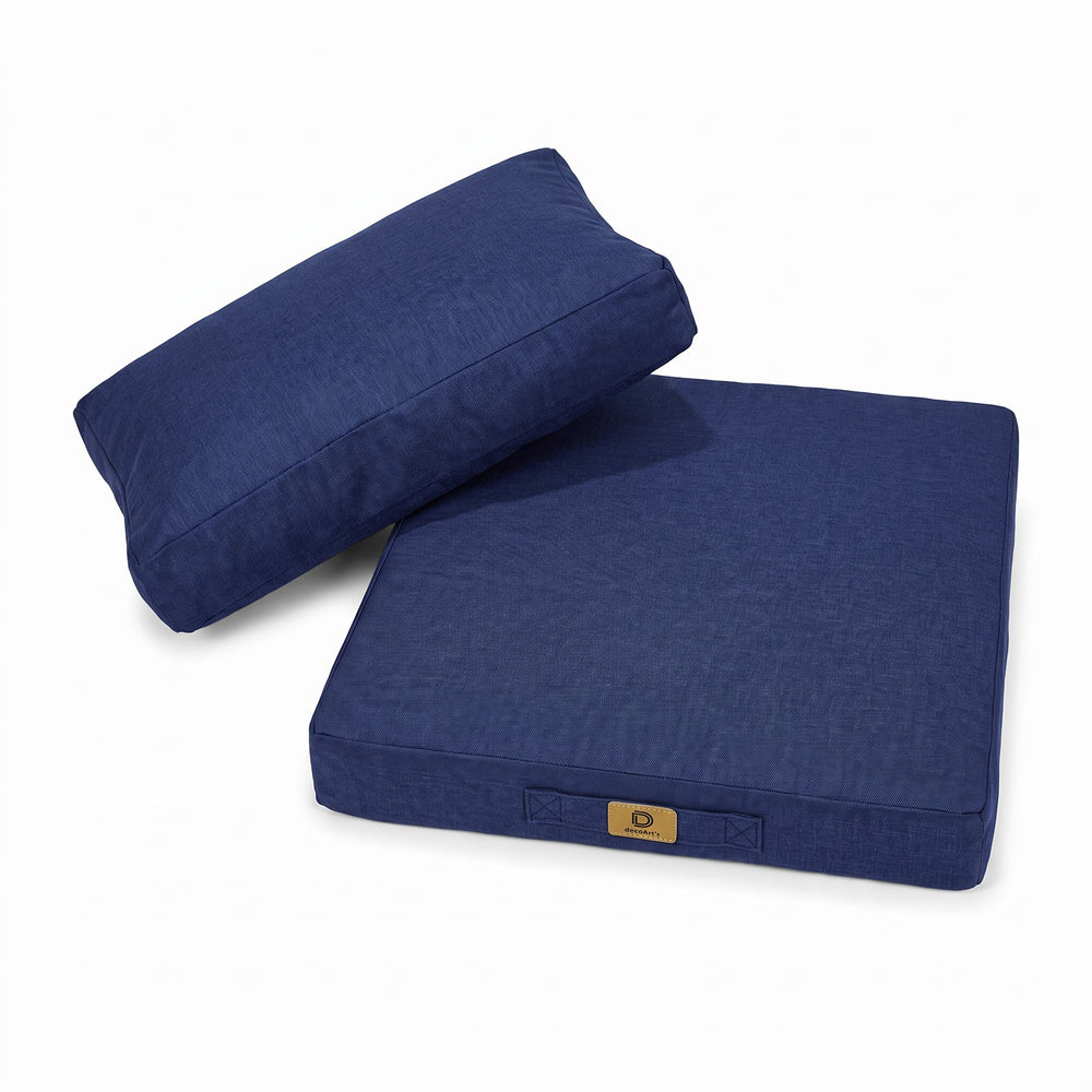 Cuscino di seduta e cuscino schienale effetto lino Blu Indaco appoggiati in piano