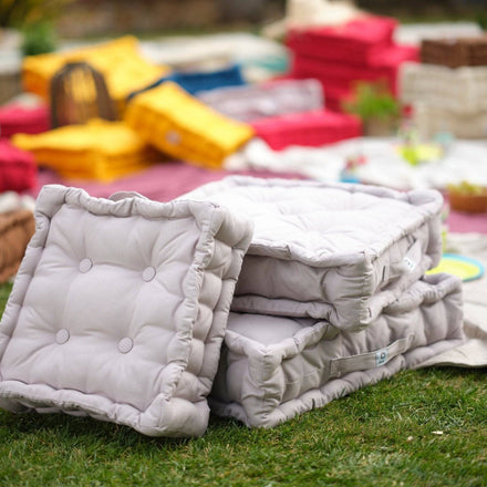 Set di 2 Cuscini da Pavimento XL 50x50 Grigio Ciottolo - Spesso 15cm & Maniglia